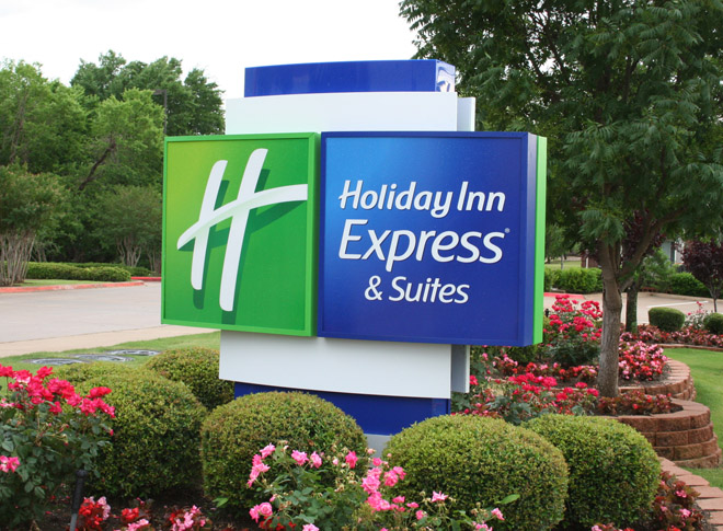 holiday-inn-express-sign.jpg